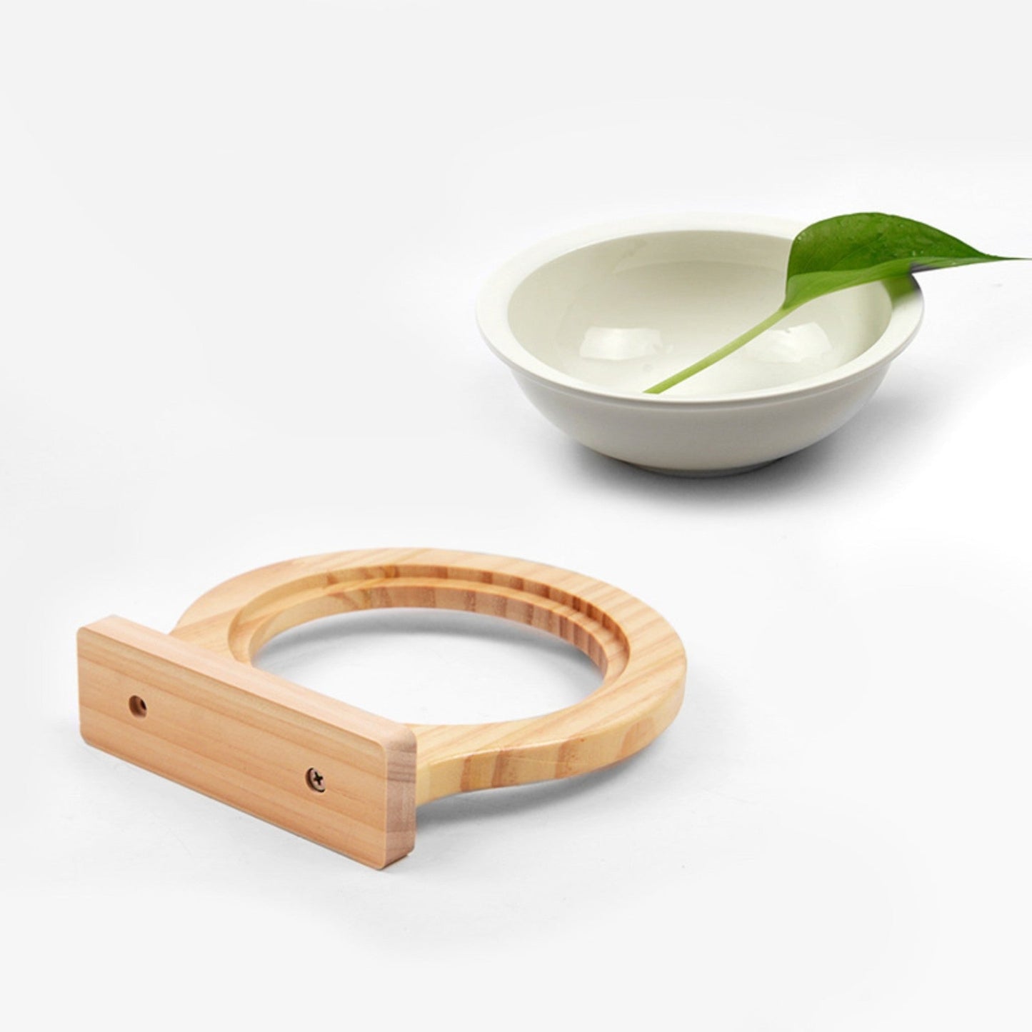 Bowl On The Wall - Chic a Paws