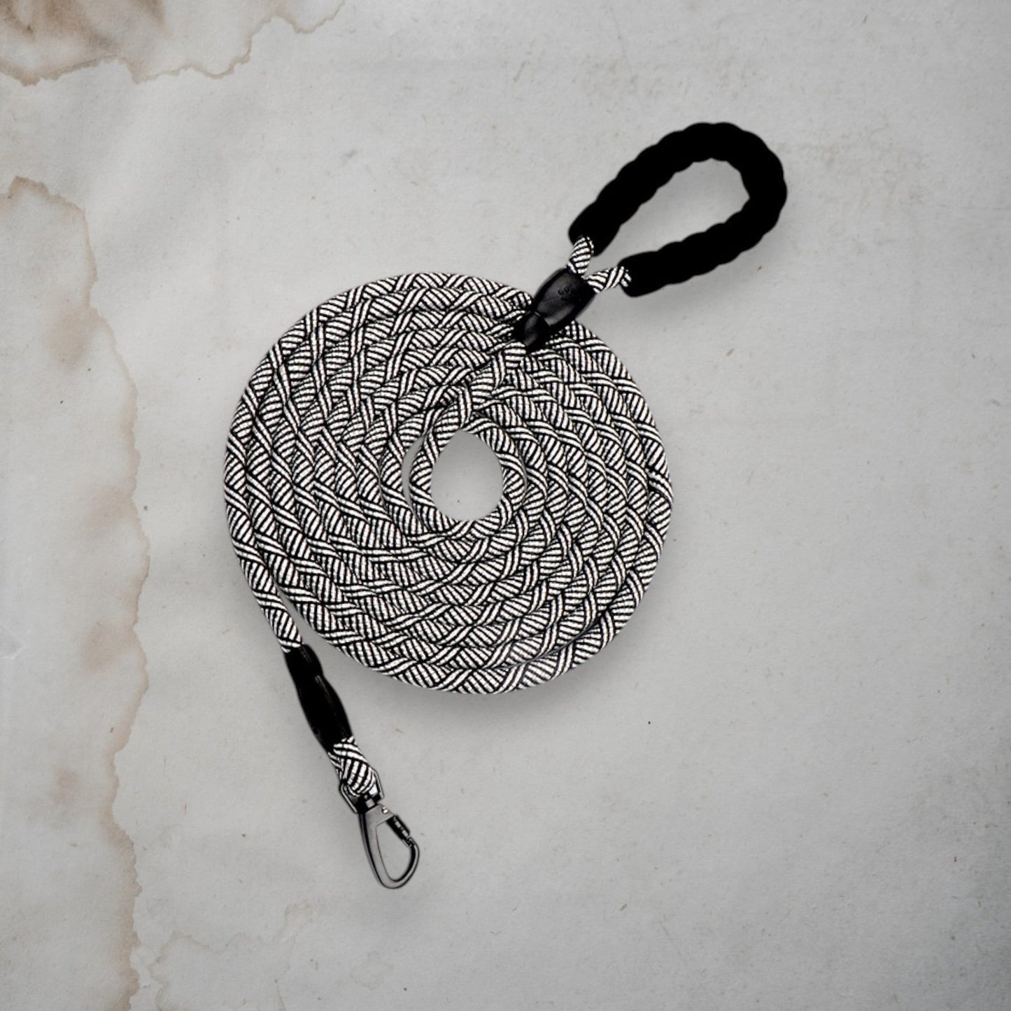 Strong Friend Leash - Chic a Paws